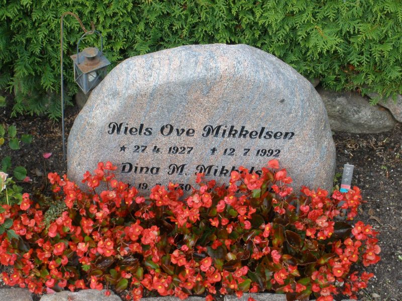 Dina M. Mikkelsen .JPG